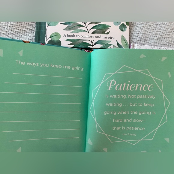 🫶🏻Self care books🫶🏻 - Picture 5 of 5